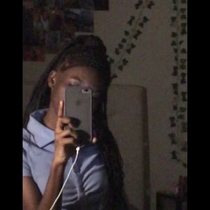 Meet your Posher, Anika